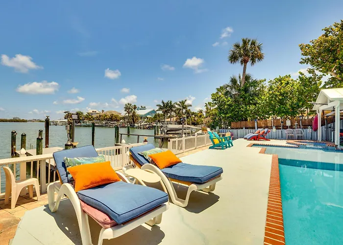 Holiday home Waterfront Getaway W/ Pool & Dock - Walk To Beach! Clearwater Beach