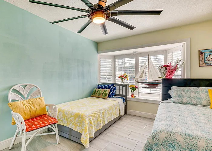 Waterfront Getaway W/ Pool & Dock - Walk To Beach! Holiday home